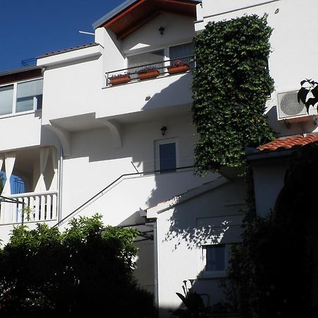 Apartments - Rooms Vesna Primošten Стая снимка