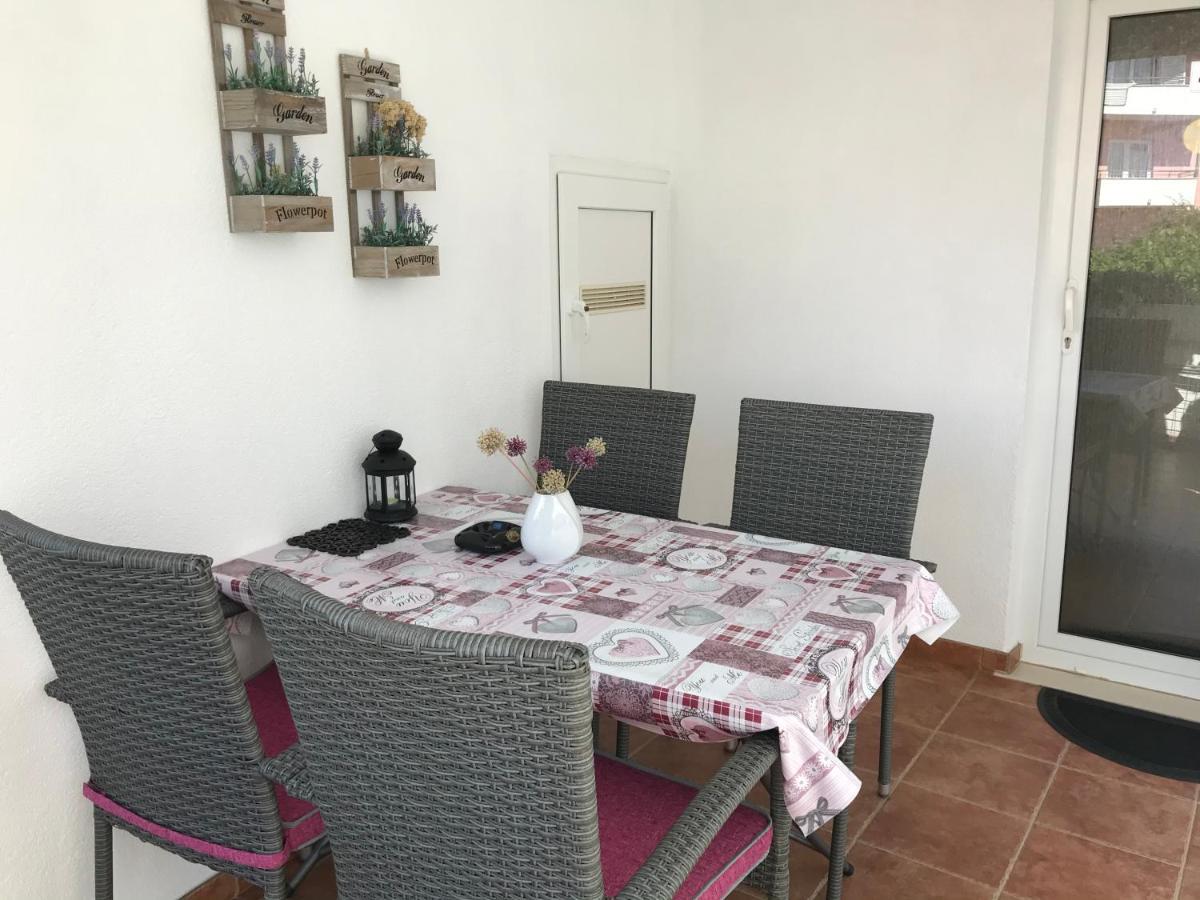 Apartments - Rooms Vesna Primošten Екстериор снимка