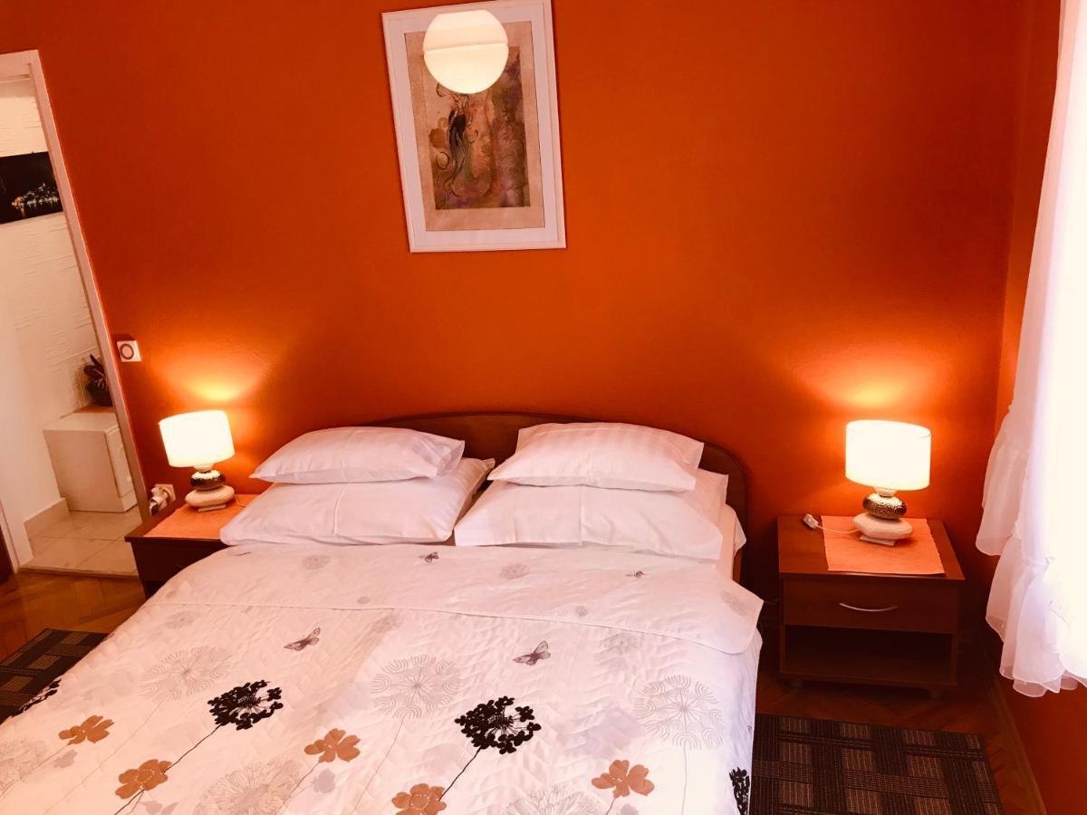 Apartments - Rooms Vesna Primošten Екстериор снимка