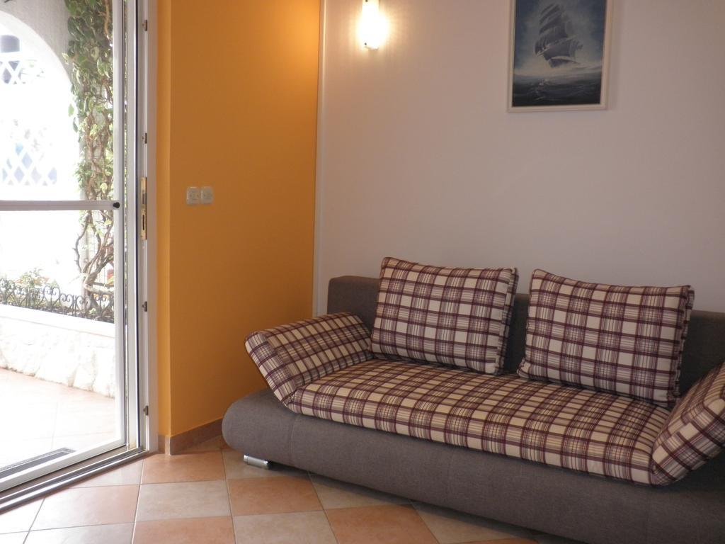 Apartments - Rooms Vesna Primošten Стая снимка