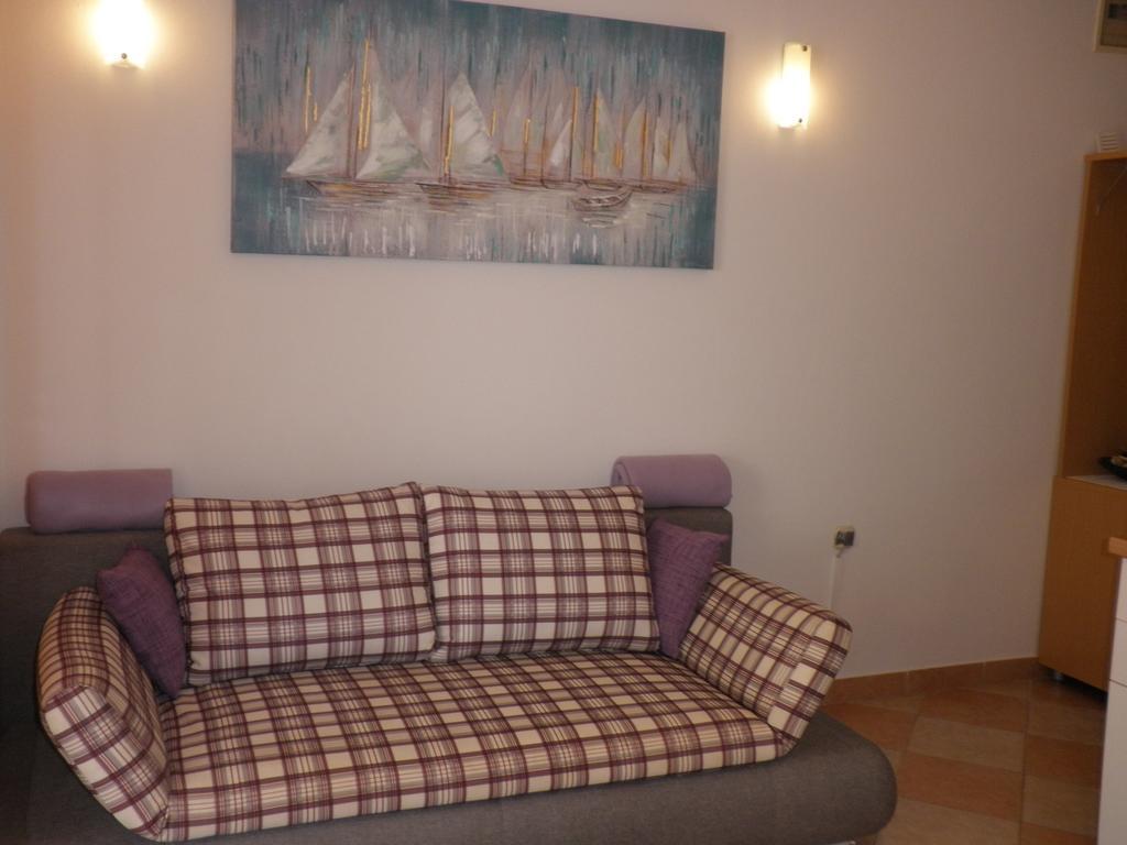 Apartments - Rooms Vesna Primošten Екстериор снимка