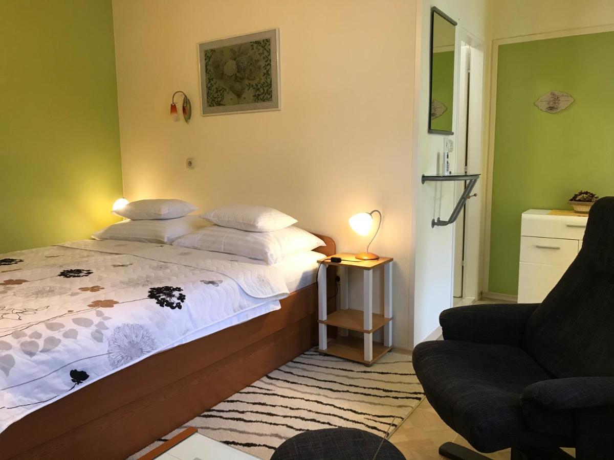Apartments - Rooms Vesna Primošten Екстериор снимка